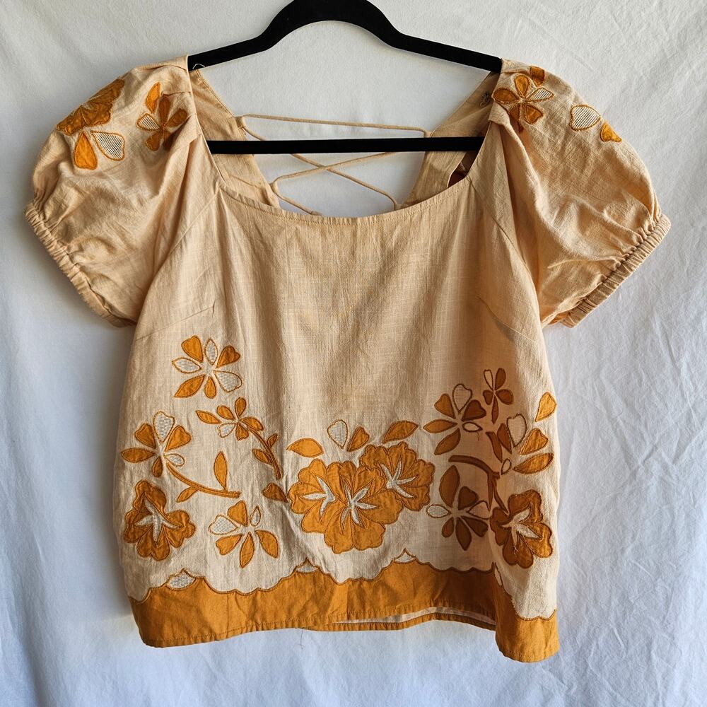 Madewell Embroidered Lace Up Back Top Size Medium NWOT